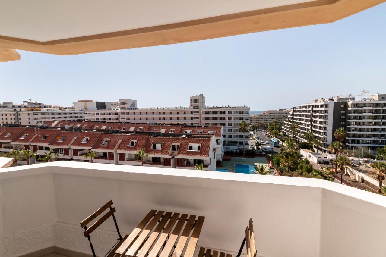 Homeforguest Modern And Recently Renovated Apartment In Arona Arona  Luaran gambar