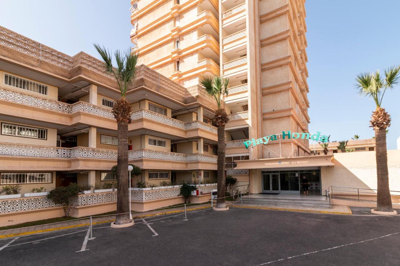 Homeforguest Modern And Recently Renovated Apartment In Arona Arona  Luaran gambar