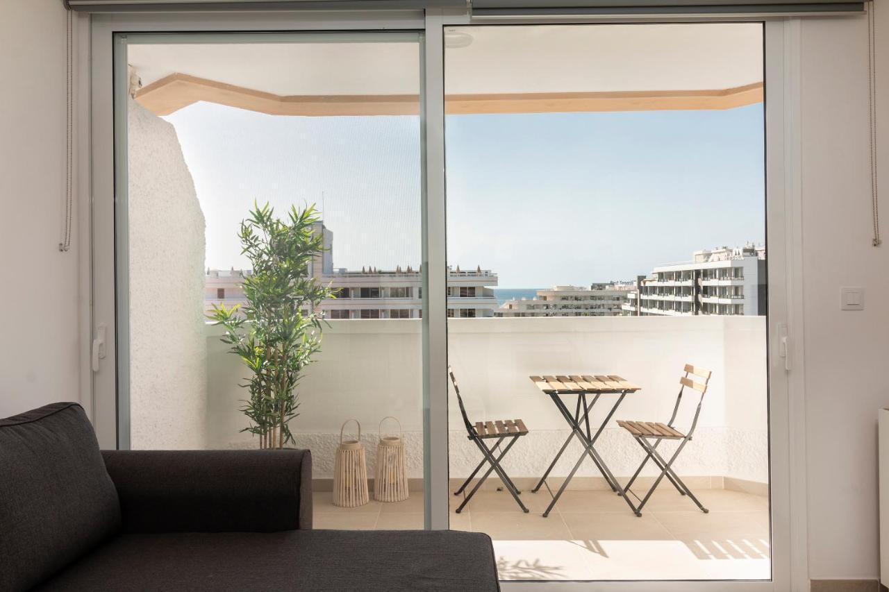 Homeforguest Modern And Recently Renovated Apartment In Arona Arona  Luaran gambar